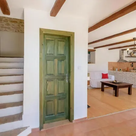 Wunderschoene Steinvilla Mit Privatem Garten Casa vacanze